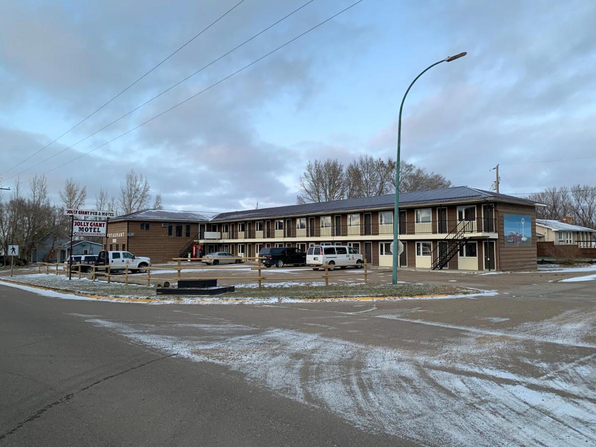 Jolly Giant Pub & Motel Willow Bunch Exterior photo